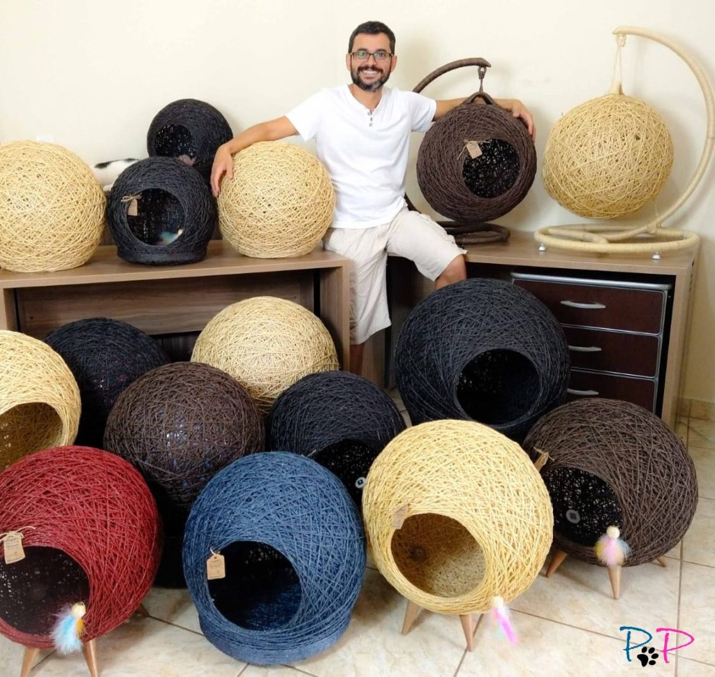 Tocas e caminhas para vender