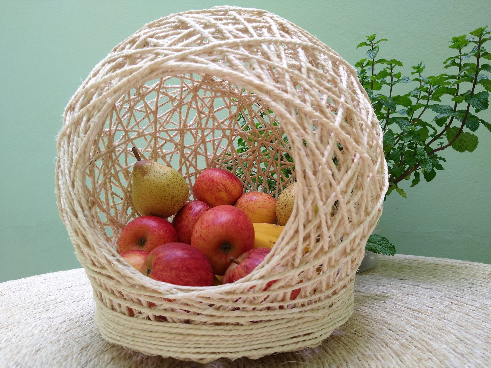 Fruteira artesanal de sisal recomendada como primeira experiência do aluno